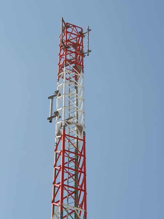 Slim Towers (1)
